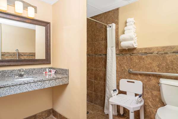  - Baymont Inn & Suites Lakeville