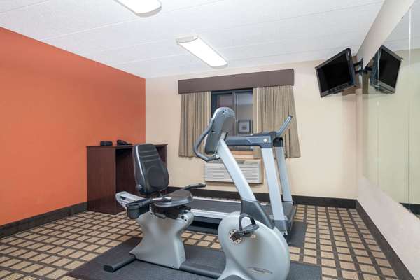 Fitness/ Exercise Room - Baymont Inn & Suites Lakeville