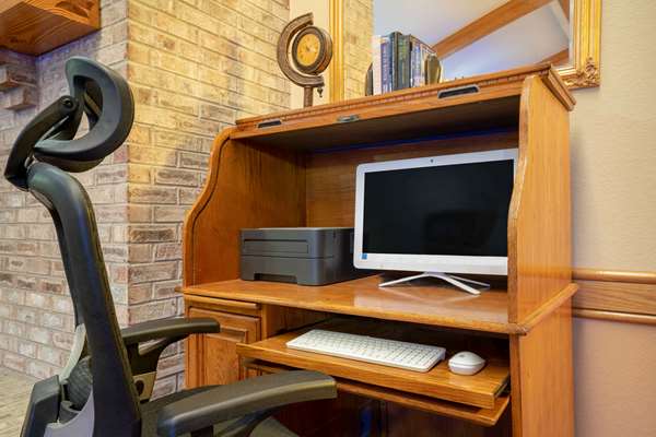 Conference Area - Baymont Inn & Suites Lakeville