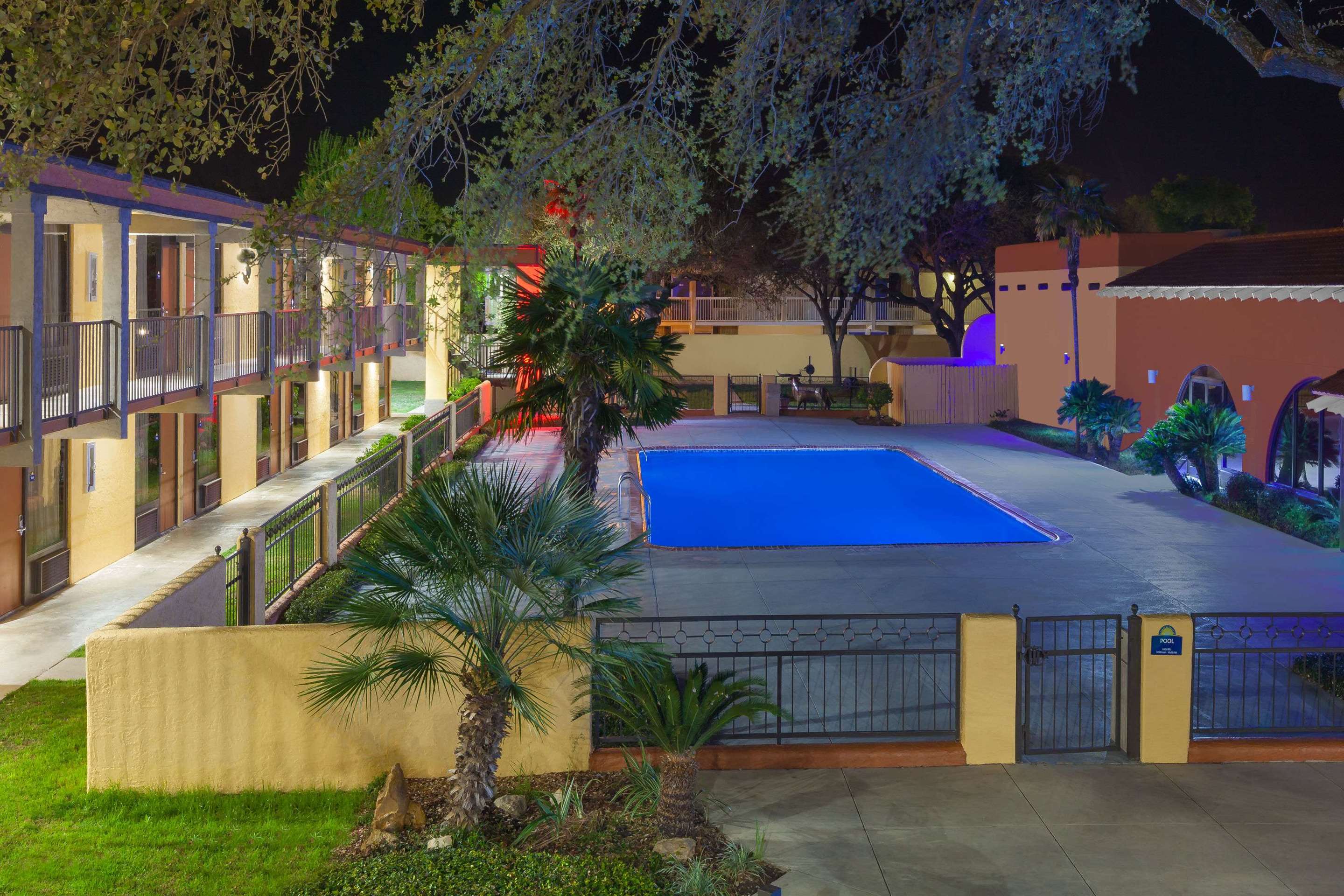 Pool | Days Inn by Wyndham Uvalde