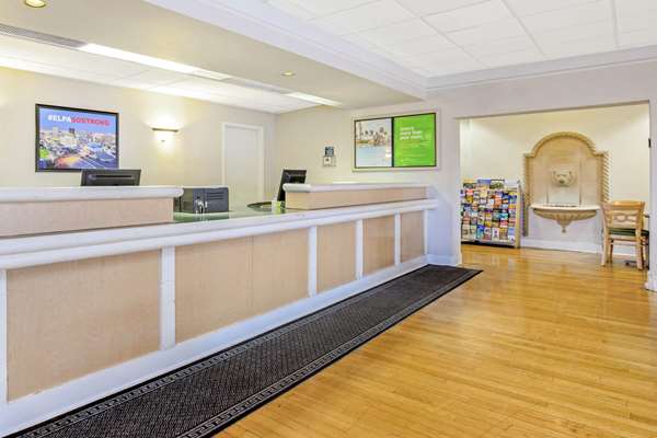  - La Quinta Inn Cielo Vista El Paso - I-10, Exit 28