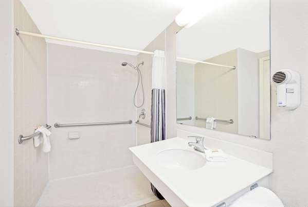  - La Quinta Inn Cielo Vista El Paso - I-10, Exit 28