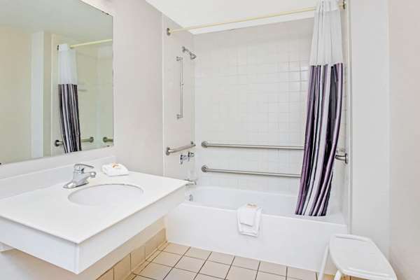  - La Quinta Inn Cielo Vista El Paso - I-10, Exit 28