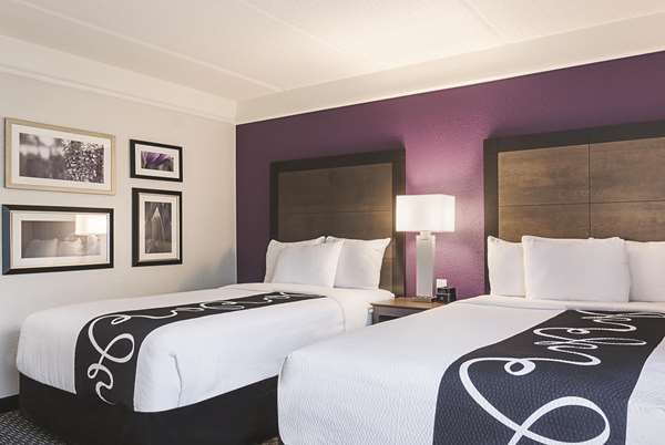  - La Quinta Inn & Suites Perimeter Atlanta