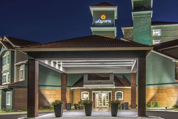 Exterior view - La Quinta Inn & Suites Perimeter Atlanta