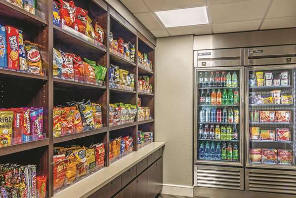  - La Quinta Inn & Suites Perimeter Atlanta