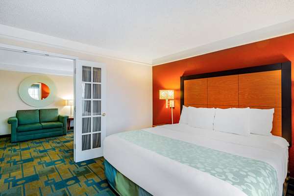 Suite - La Quinta Inn & Suites Fremont - I-880, Exit 13