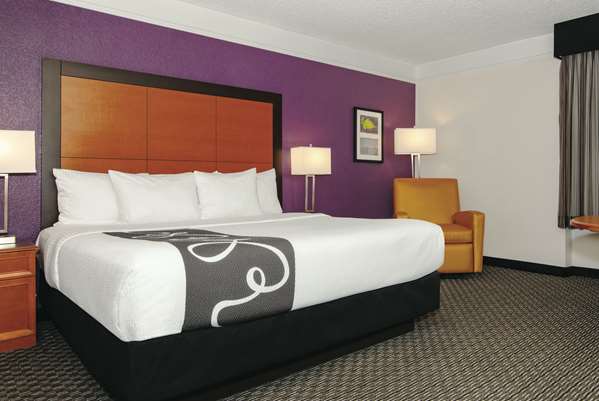  - La Quinta Inn & Suites Airport Ontario