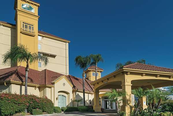 Exterior view - La Quinta Inn & Suites Airport Ontario