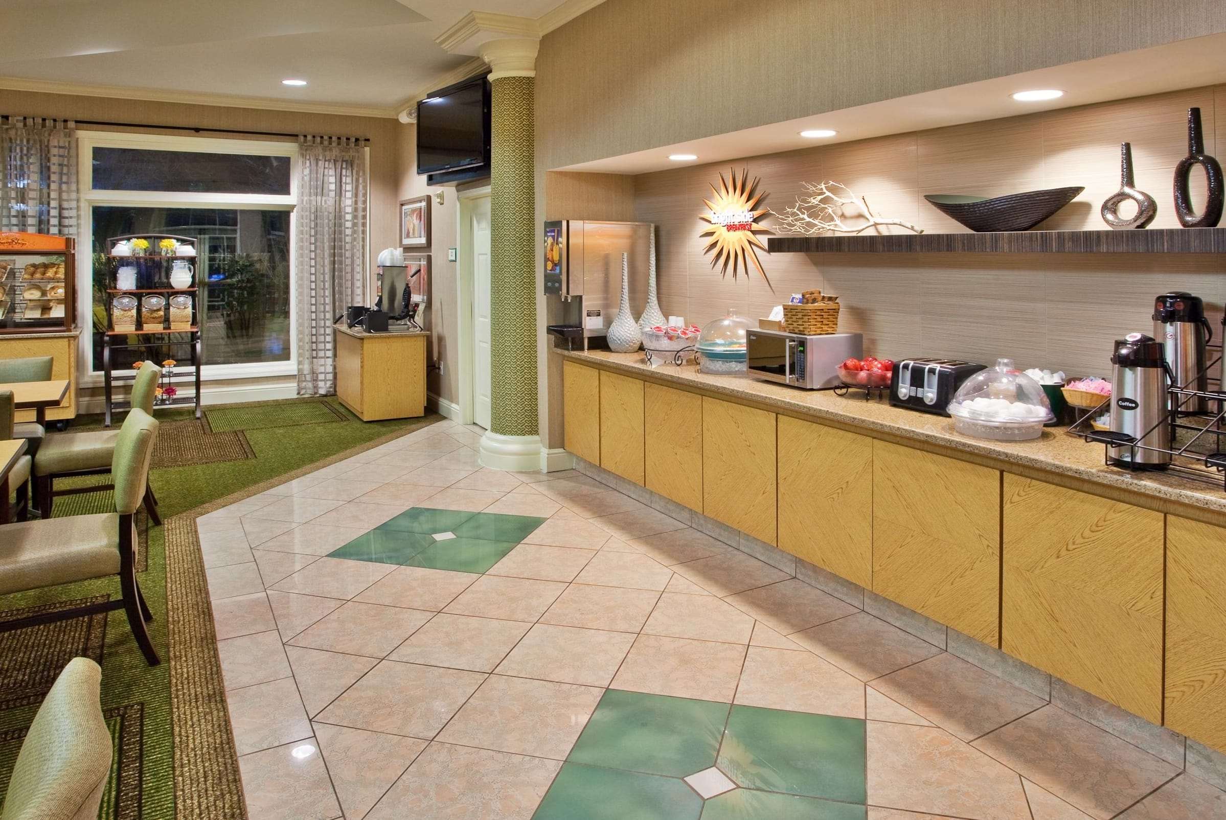 Property amenity | La Quinta Inn & Suites by Wyndham Greenville Haywood