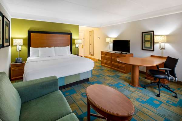 Suite - La Quinta Inn & Suites Haywood Greenville