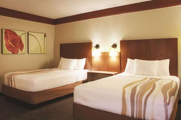  - La Quinta Inn & Suites Primacy Parkway Memphis