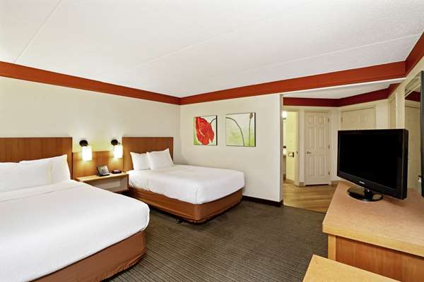  - La Quinta Inn & Suites Primacy Parkway Memphis