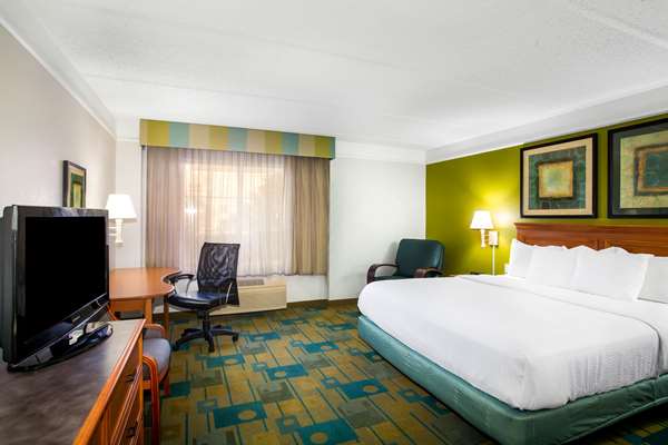  - La Quinta Inn & Suites Southwest Austin