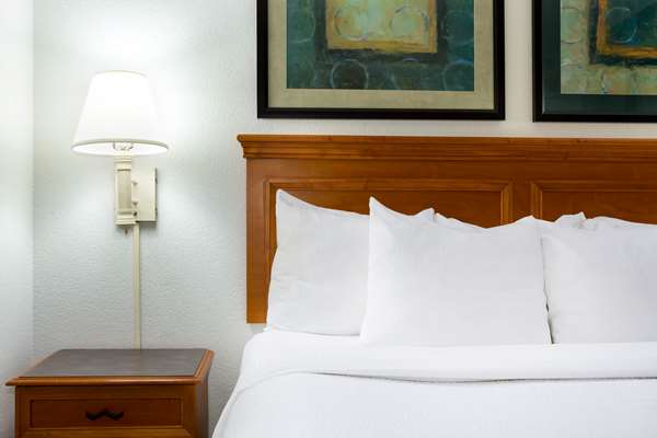  - La Quinta Inn & Suites Southwest Austin