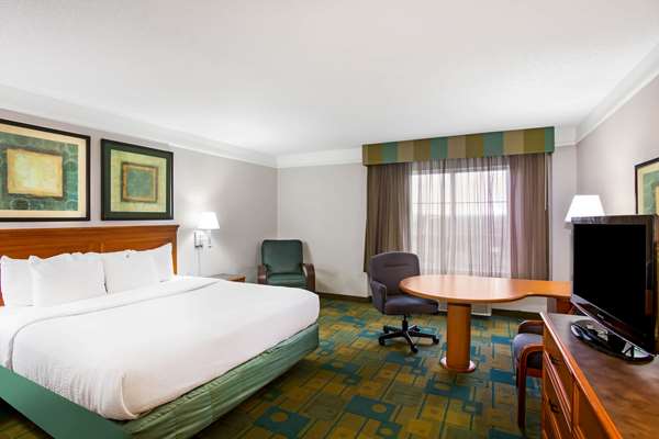  - La Quinta Inn & Suites Southwest Austin