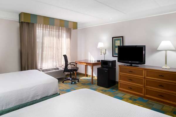  - La Quinta Inn & Suites Southwest Austin