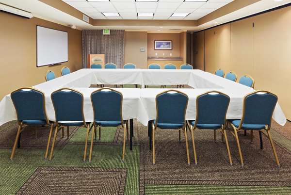  - La Quinta Inn & Suites Bush Airport Houston