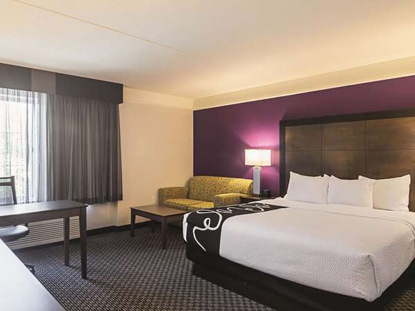  - La Quinta Inn & Suites Northwest Oklahoma City