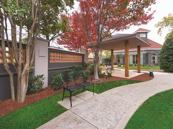 Exterior view - La Quinta Inn & Suites Northwest Oklahoma City