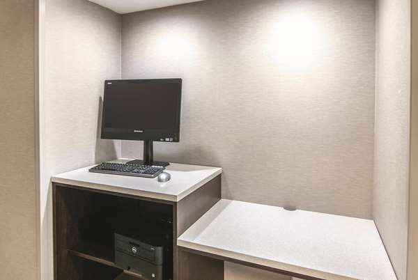 Conference Area - La Quinta Inn & Suites University Orlando