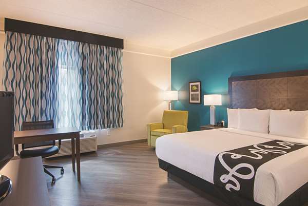  - La Quinta Inn & Suites University Orlando