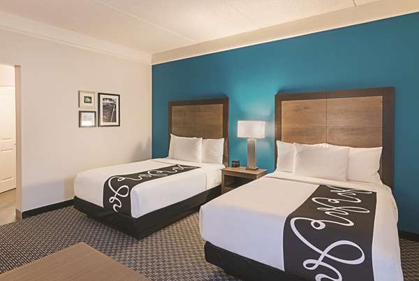  - La Quinta Inn & Suites University Orlando