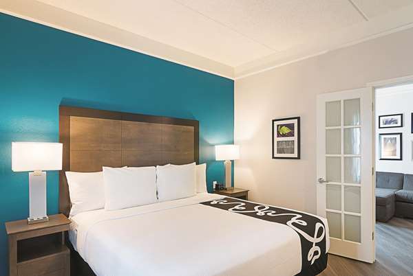 Suite - La Quinta Inn & Suites University Orlando