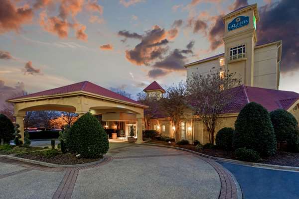 Exterior view - La Quinta Inn & Suites Winston-Salem - I-40, Exit 189