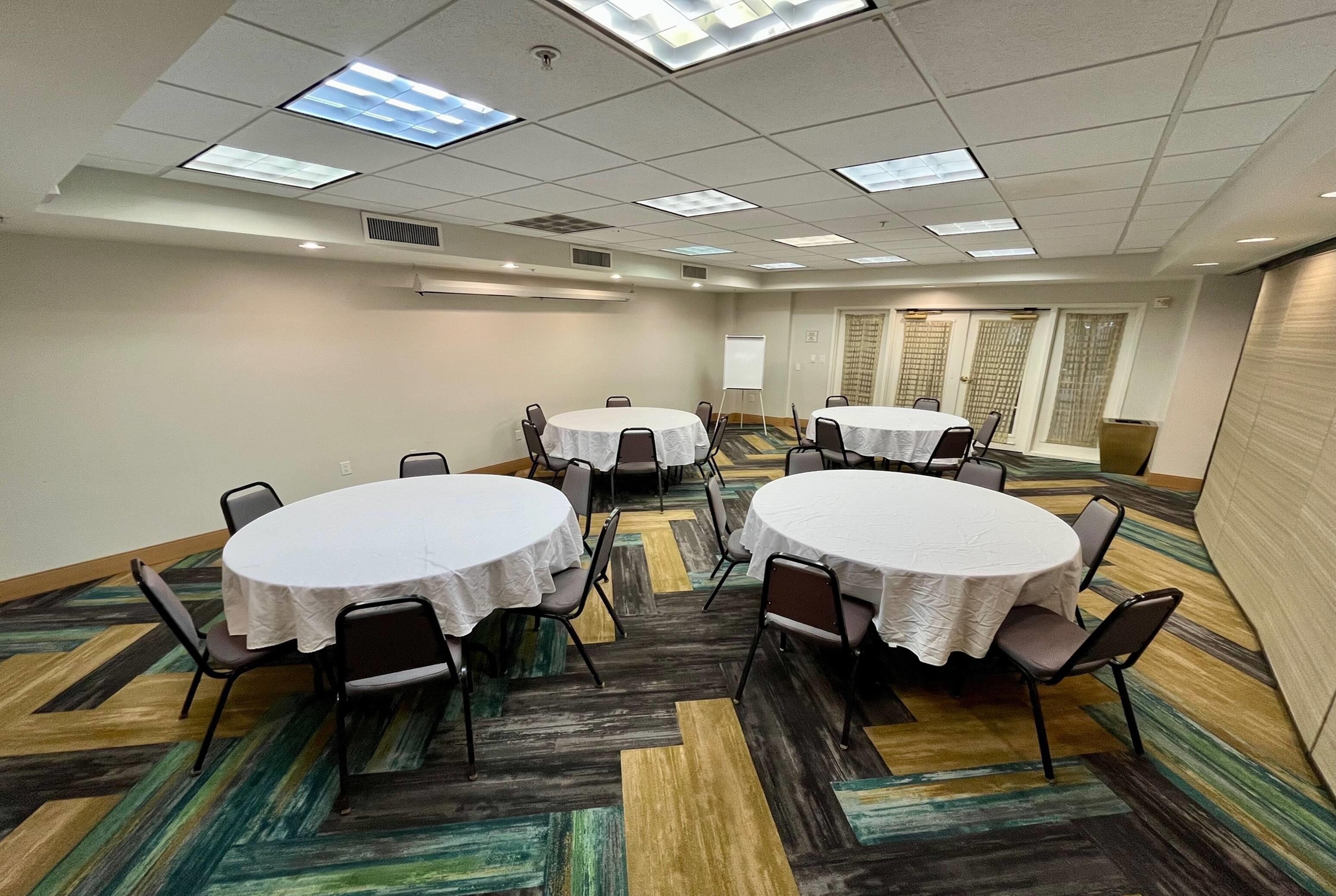 Meeting Room | La Quinta Inn & Suites by Wyndham Orlando I Drive/Conv Ctr