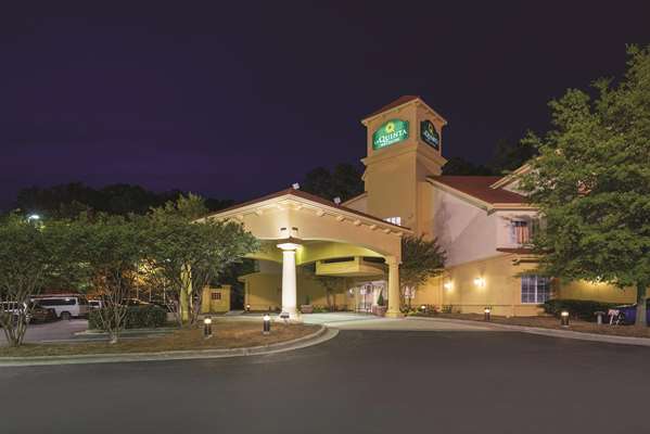 Exterior view - La Quinta Inn & Suites South Square Durham