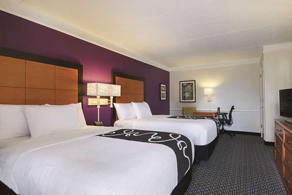  - La Quinta Inn & Suites South Square Durham