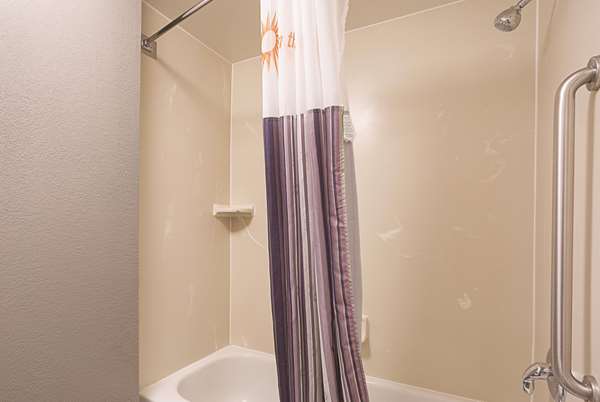  - La Quinta Inn & Suites South Square Durham