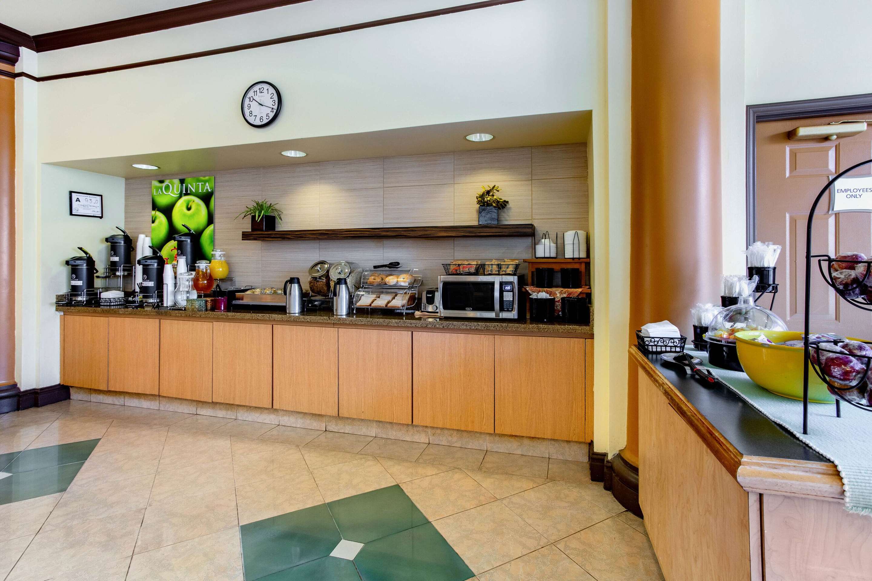Property amenity | La Quinta Inn & Suites by Wyndham Raleigh/Durham Southpoint