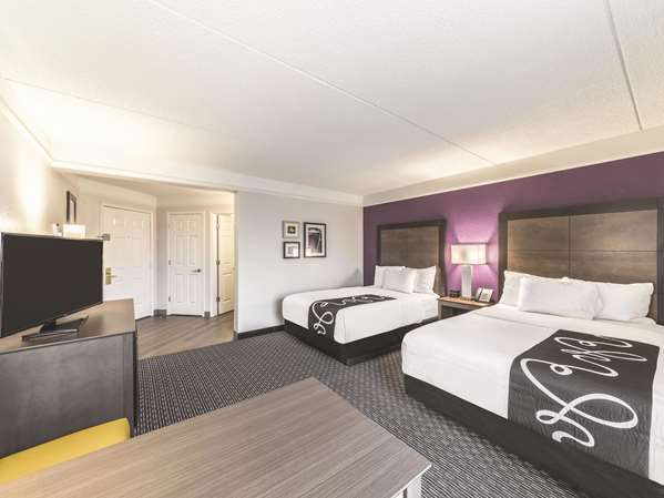  - La Quinta Inn & Suites Airport Austin