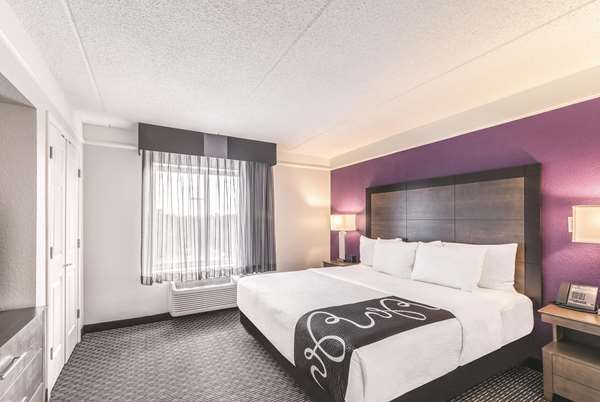  - La Quinta Inn & Suites Airport Austin