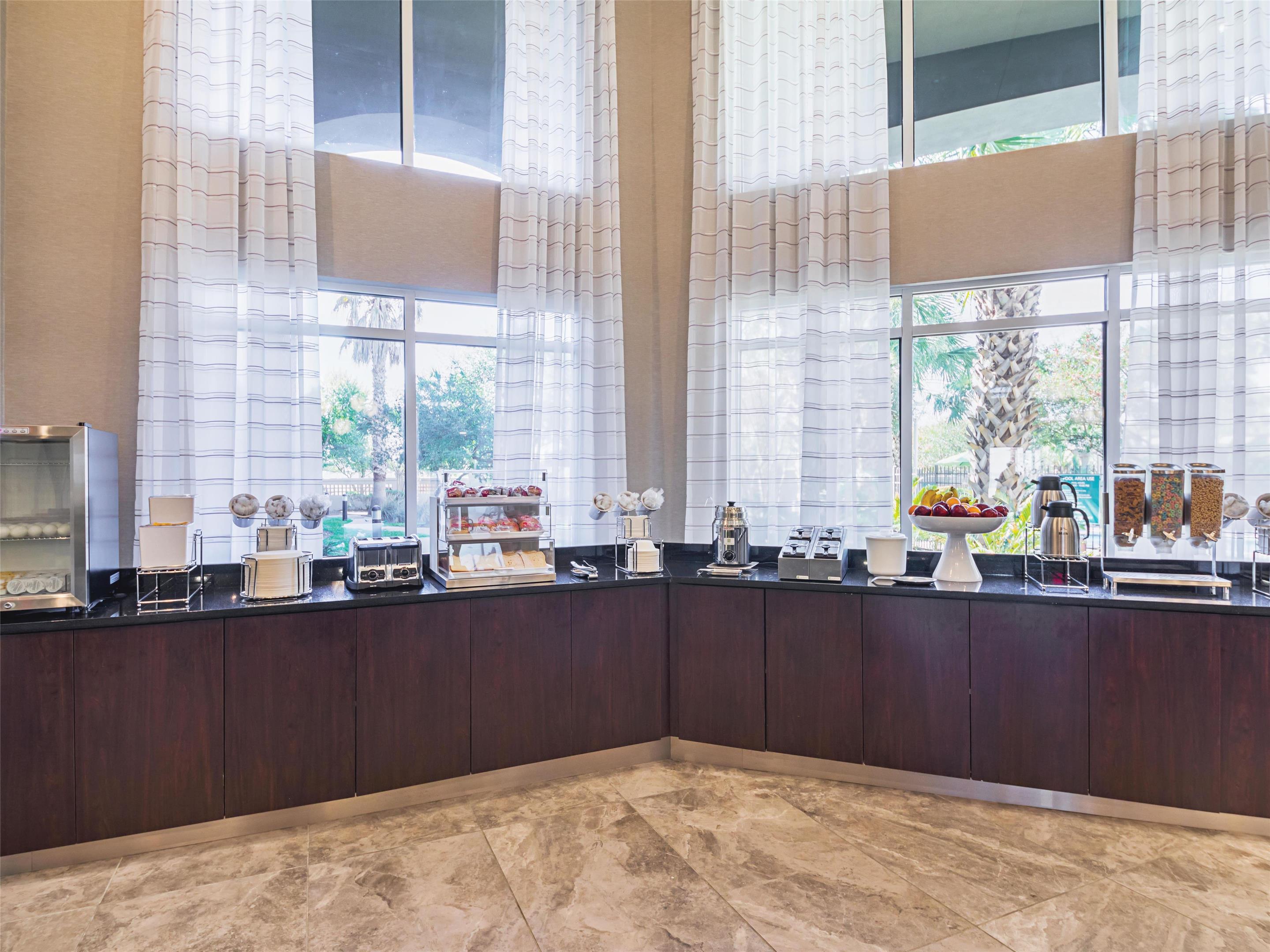 Property amenity | La Quinta Inn & Suites by Wyndham Austin Airport