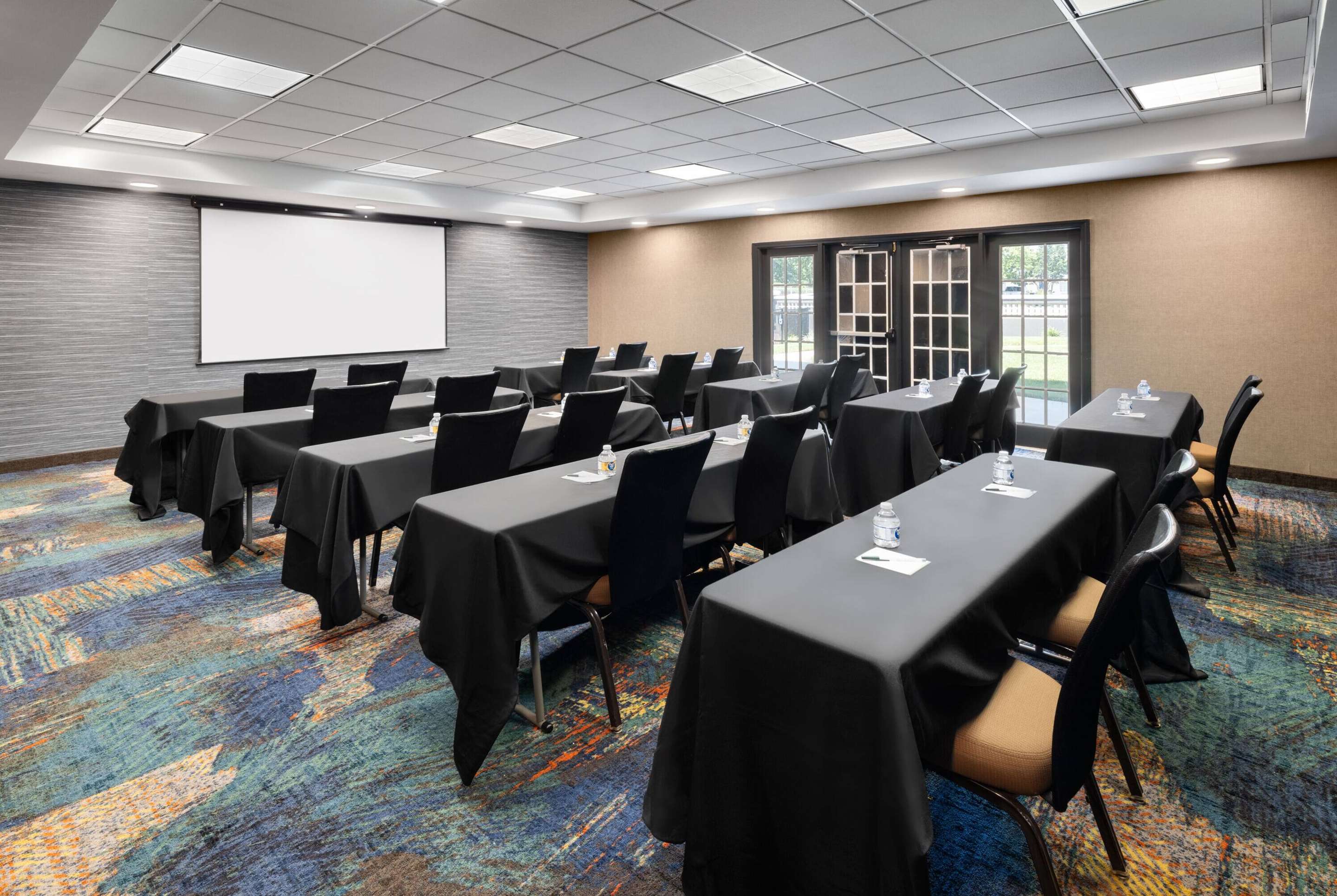 Meeting Room | La Quinta Inn & Suites by Wyndham Greensboro NC