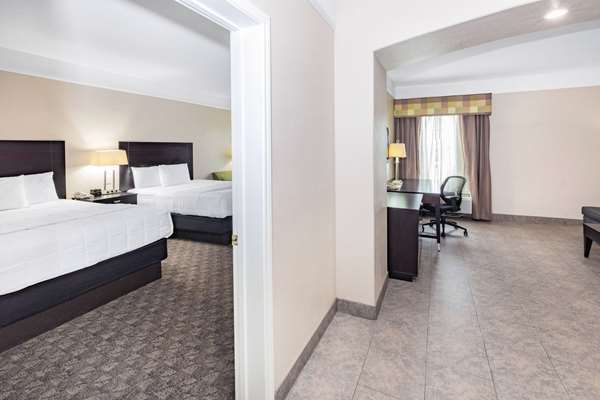 Suite - La Quinta Inn & Suites Rio Grande Valley Pharr