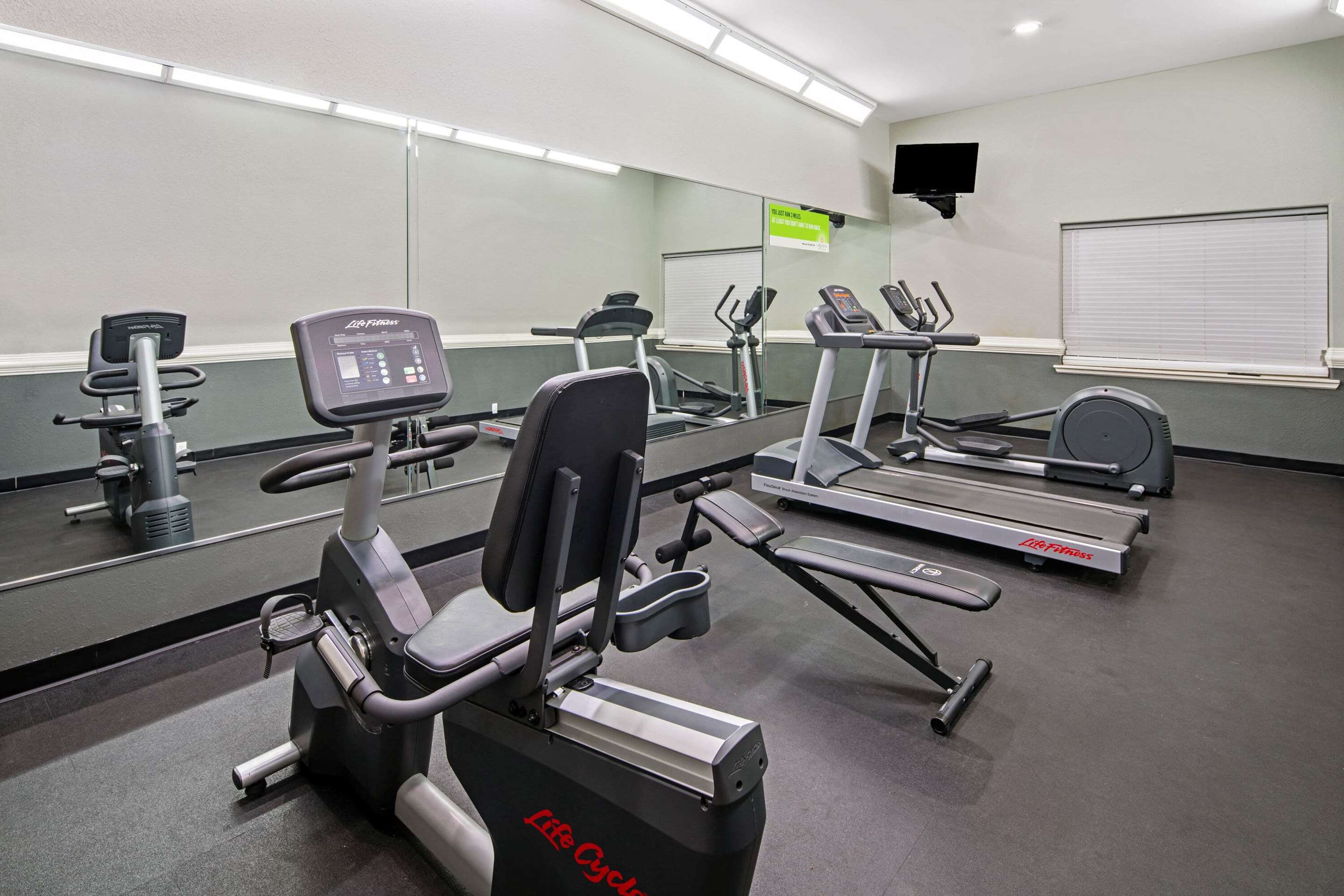 Health club | La Quinta Inn & Suites by Wyndham Brownsville North