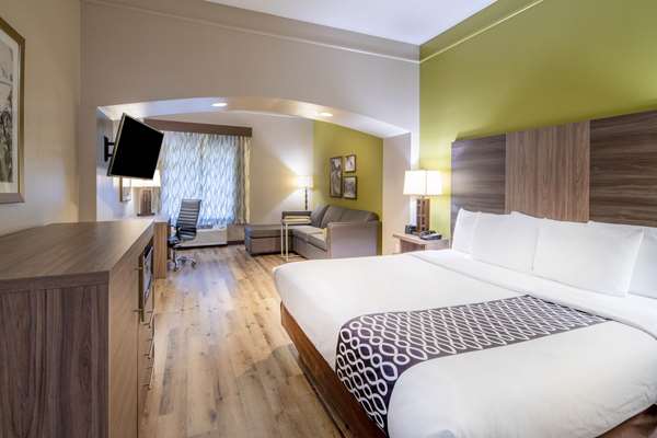 Suite - La Quinta Inn & Suites Stockbridge - I-75, Exit 228