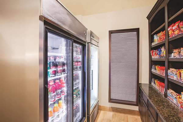  - La Quinta Inn & Suites West Beaumont - I-10, Exit 848