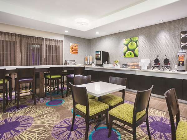  - La Quinta Inn & Suites New Braunfels - I-35, Exit 189
