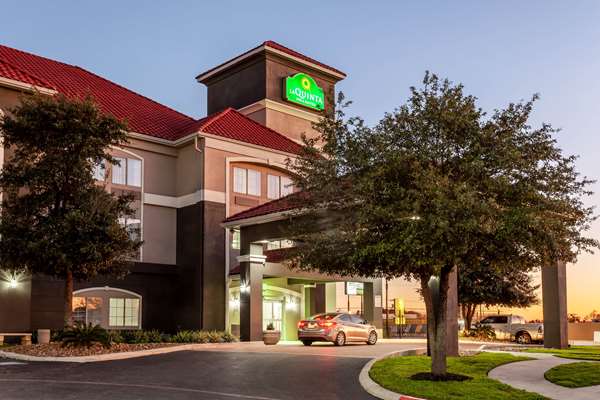 Exterior view - La Quinta Inn & Suites New Braunfels - I-35, Exit 189