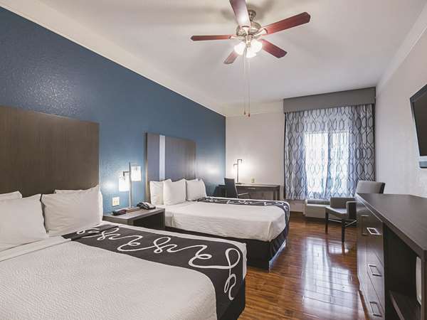  - La Quinta Inn & Suites Kingwood - I-69, Exit 151