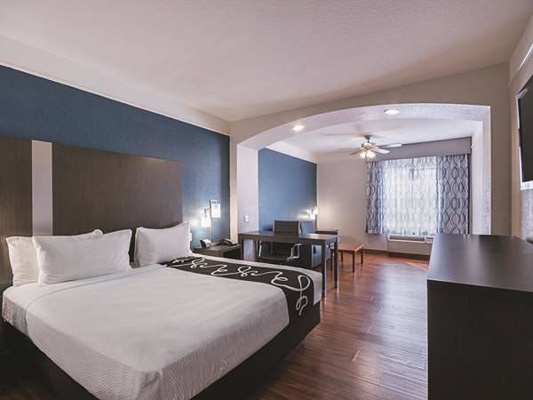 Suite - La Quinta Inn & Suites Kingwood - I-69, Exit 151