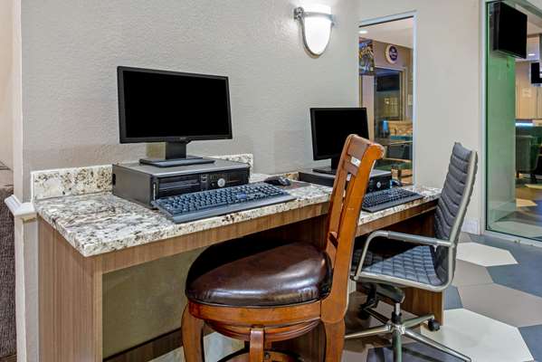 Conference Area - La Quinta Inn & Suites Kingwood - I-69, Exit 151