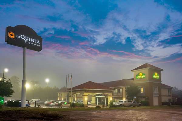 Exterior view - La Quinta Inn & Suites Conroe - I-45, Exit 90
