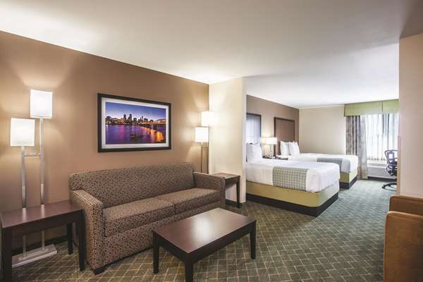 Suite - La Quinta Inn & Suites Airport Portland - I-205, Exit 24