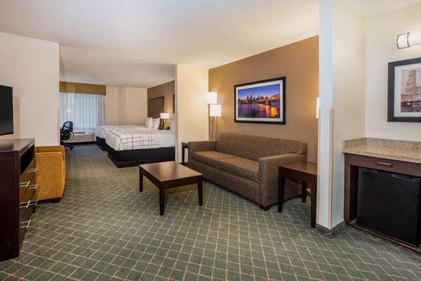 Suite - La Quinta Inn & Suites Airport Portland - I-205, Exit 24